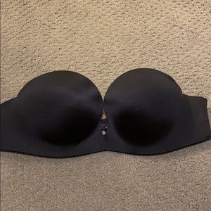 SALE 🔥 Victoria’s Secret Padded Strapless Bra